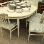 789 7735 DINING ROOM SET